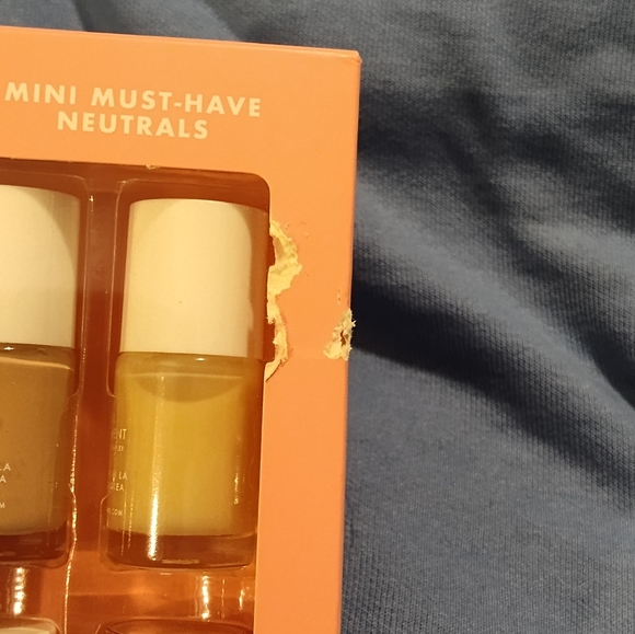 NWT! Lipgloss & Nail Polish Set - Picture 6 of 9